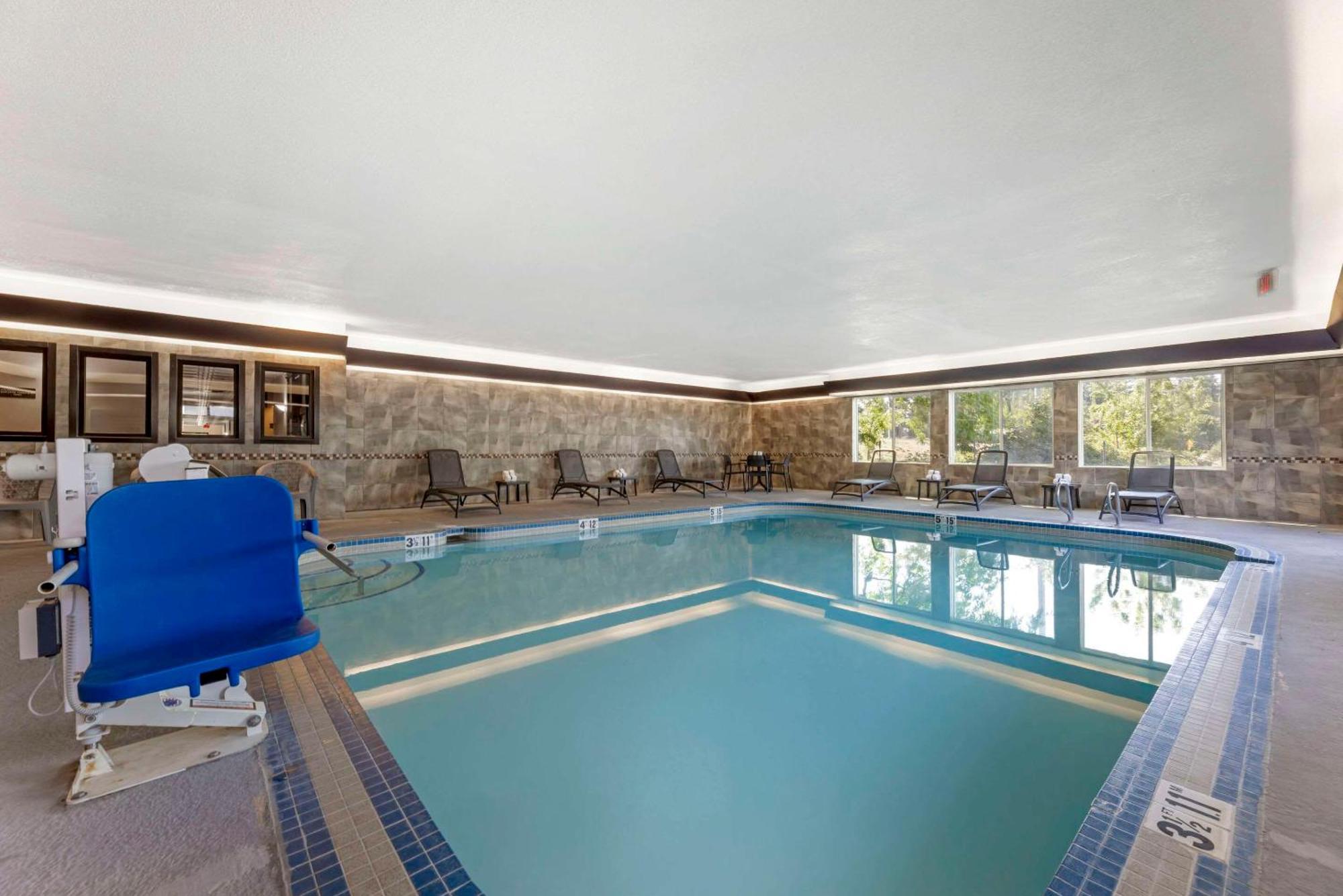 Comfort Suites Near Vancouver Mall Luaran gambar